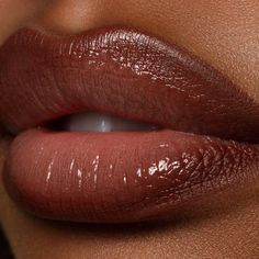 Long Wear Lip Liner